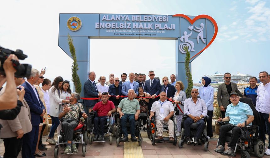 ALANYA ENGELLERİ BİR BİR KALDIRIYOR ENGELSİZ HALK PLAJI HİZMETE AÇILDI