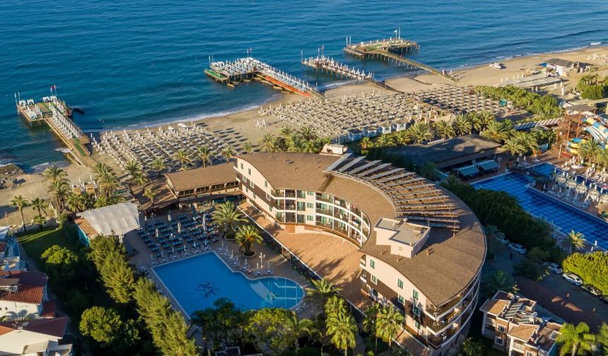 Kurban ve Pfingsten Tatili Alanya’yı Uçurdu: Turist Akını Başladı