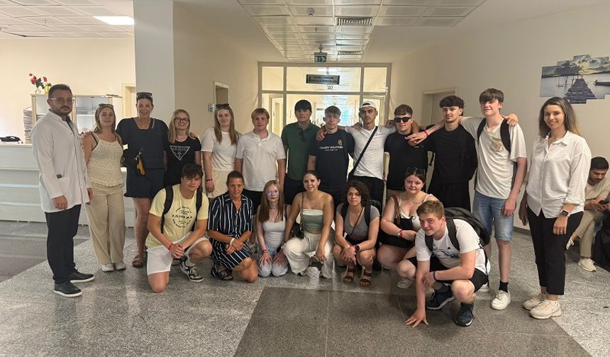 . Belçikalı Hemşirelik Öğrencilerinden Alanya’da Sağlık Turu