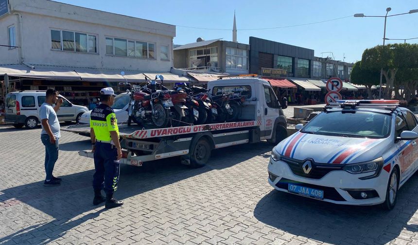 Alanya’da Motosiklet Operasyonu: 177 Sürücüye Ceza, 36 Araç Men!
