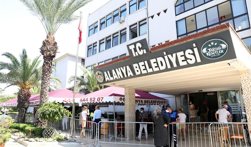 Alanya’nın Kararına Saygı! Eski Belediye Binası Kültür ve Sanat Merkezi Oluyor