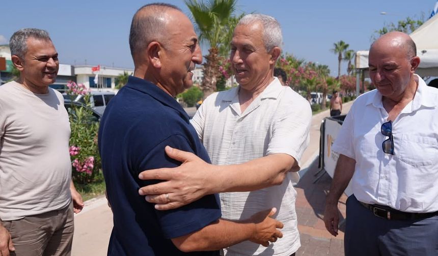 Çavuşoğlu, Alanya’daki Voleybol Heyecanına Ortak Oldu