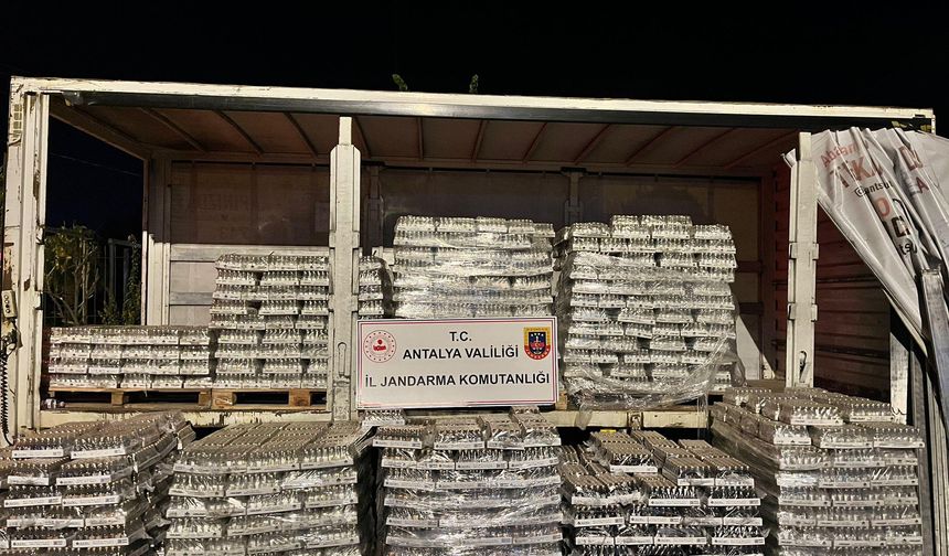 Kaçak Alkol Operasyonu: Binlerce Litre Sahte İçki Ele Geçirildi
