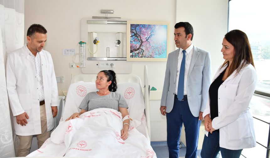 Alanya’da Kapalı Yöntemle İdrar Kaçırma Ameliyatına İlk İmza