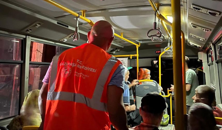 Gazipaşa’da Gece Boyunca Alev Nöbeti: Tahliyeler Devam Ediyor