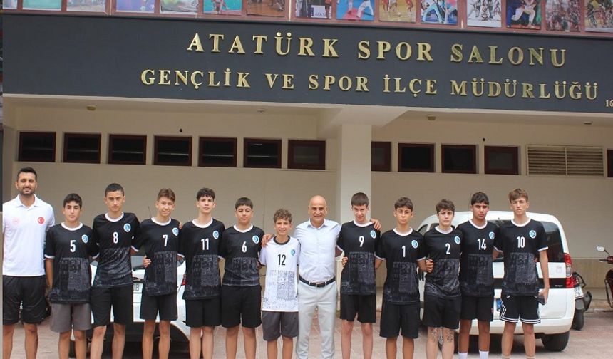 Alanya’dan Kırşehir’e Voleybol Yolculuğu: Sporculara Moral Ziyareti