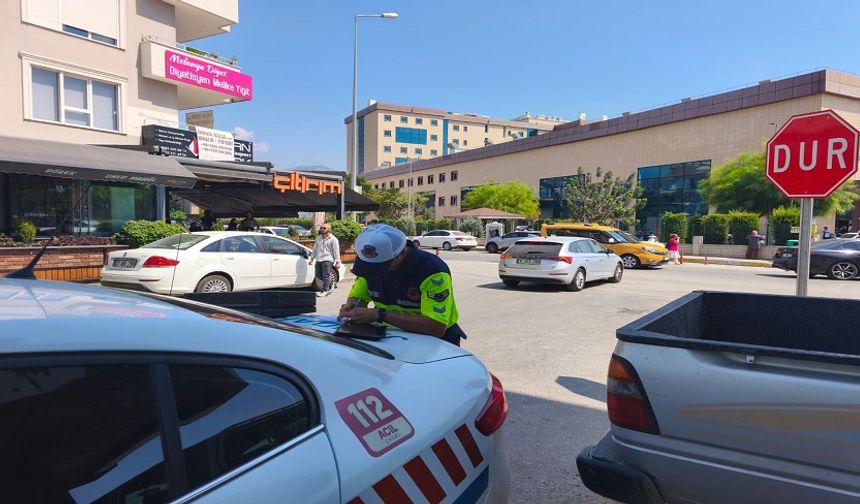 Alanya’da Yaya Geçidi Denetiminde 61 Sürücüye Ceza Yağdı