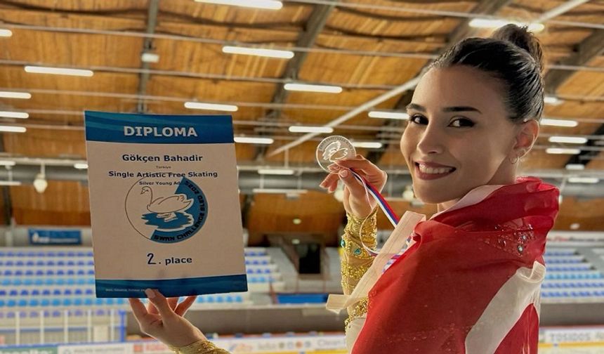 "Genç Akademisyenden Buz Pateni Başarısı: ALKÜ Camiasını Gururlandırdı!"