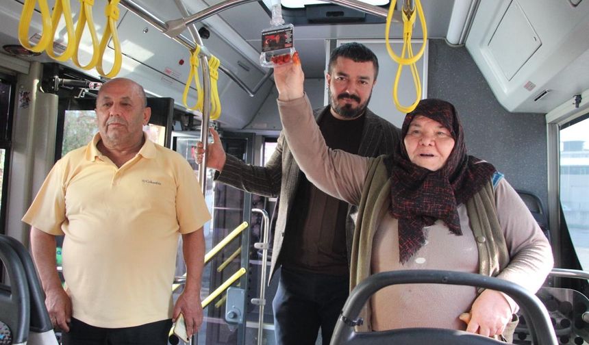 Alanya’da Şehitlerimizin Fotoğrafları Halk Otobüslerinde Yerini Aldı