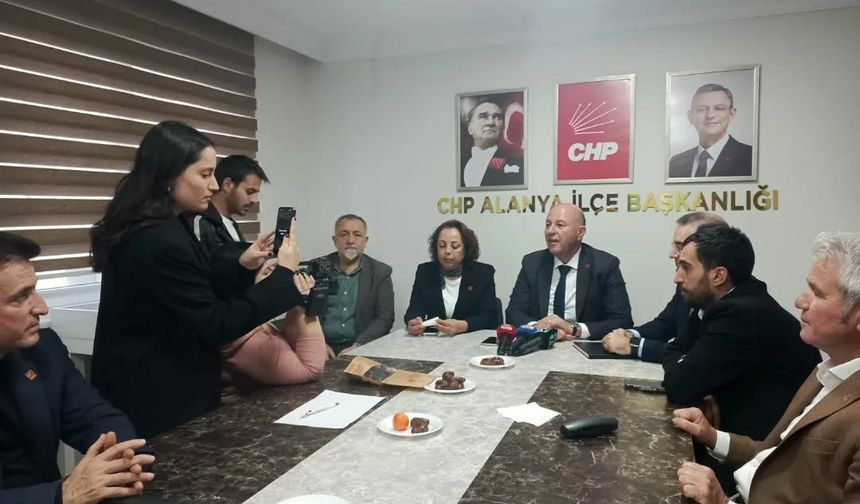 Kandemir’den ulaşım çıkışı: “Alanya resmen unutuldu”