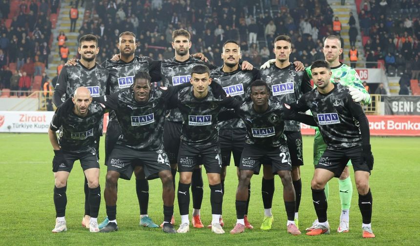 A Grubu’nda Dev Heyecan: Alanyaspor’un Rakipleri Trabzon ve Galatasaray ile…!