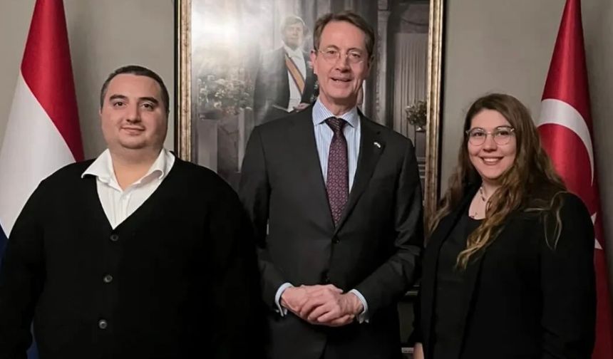 Alanya Basın Tarihinde Bir İlk: Manşet Alanya Hollanda, Almanya ve İsveç Konsolosluk Resepsiyonlarında