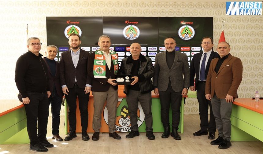 Billboardlar Antalyaspor’a, Alanyaspor’a Kırıntı Yok