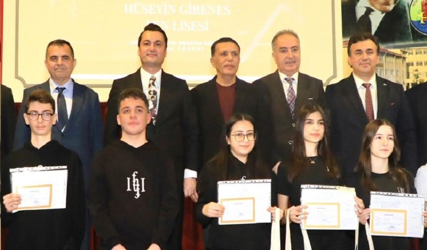 Kaymakam Öztürk’ten Öğrencilere Karne Mesajı: “Notlar Telafi Edilir, Donanım Kalıcıdır”