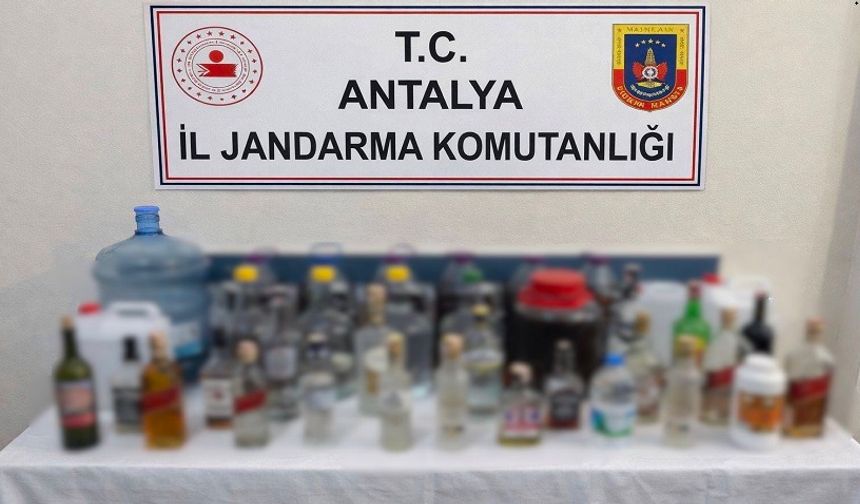 Kemer’de Kaçak Alkole Jandarma Darbesi