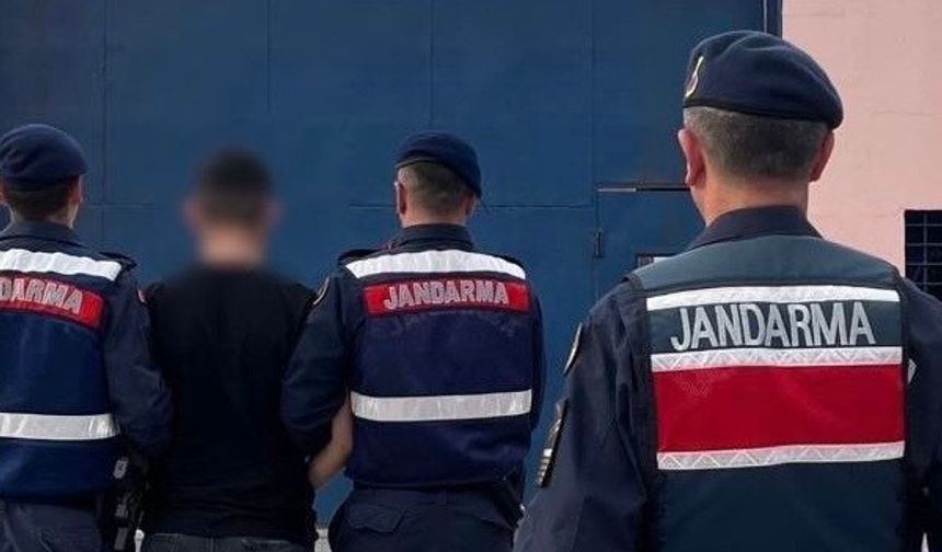 Alanya’da Uyuşturucu Hükümlüsü Jandarmadan Kaçamadı