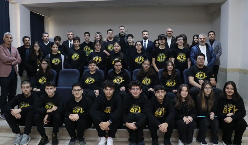 CHP’li Vekil Aykut Kaya Maaşını Eğitime Dönüştürdü