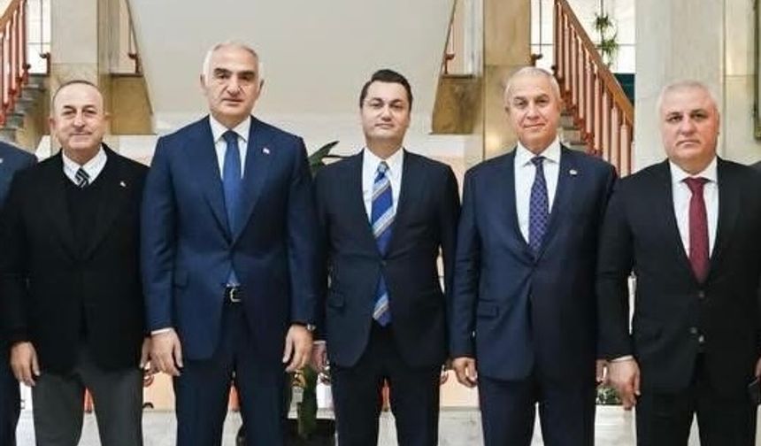 Arıtma Masasında: Eray Erdem Anlattı, Çavuşoğlu Rozeti Kenara Koydu