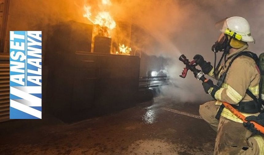 Alanya’da patron çileden çıktı: Lojmandaki eşyaları ateşe verdi
