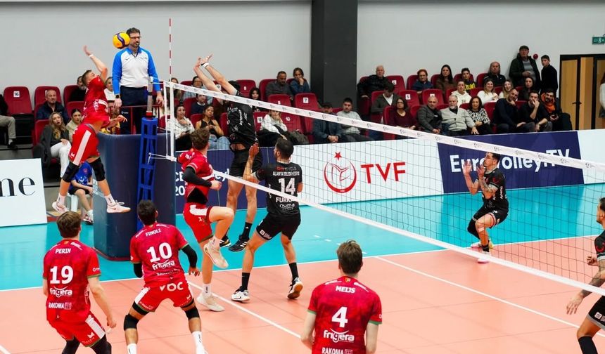 Alanya Beş Sette Direndi Ama Kazanan Spor Toto Oldu