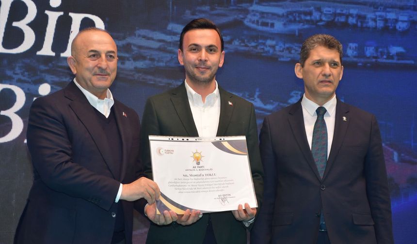 Toklu’ya Vefa Belgesi! Teşekkür Plaketini Çavuşoğlu Takdim Etti