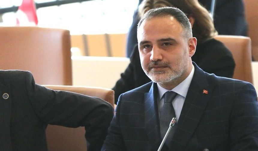 AK Parti Grup Sözcüsü Işık’tan Belediyeye Asfalt Eleştirisi: “Kalite ve Özen Görülmüyor”
