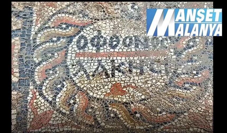 Syedra Antik Kenti’nde Şaşırtan Yazıt: “Güle Güle Kullan, Kıskanan Çatlasın”