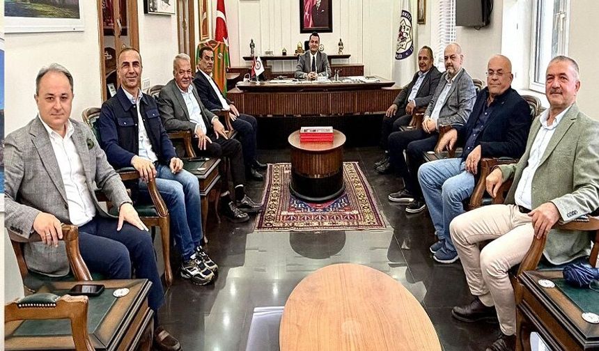 Belde Gitti Ama İzleri Kaldı: Eski Başkanlar Kaymakamlıkta Buluştu