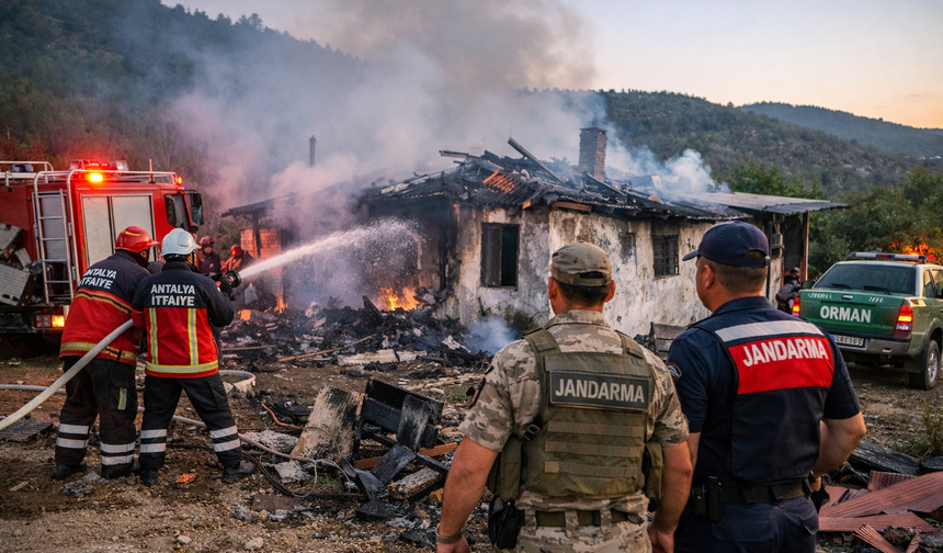 Alanya Akçatı’da Korkutan Yangın! Ev Alevlere Teslim Oldu