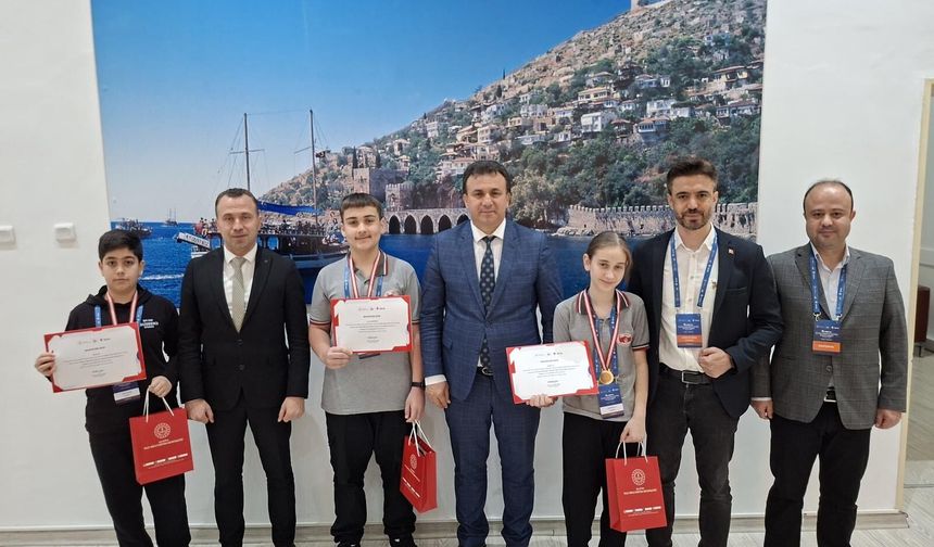 Alanya’nın Gururu Ömer Halisdemir Ortaokulu Bölge Birincisi Oldu