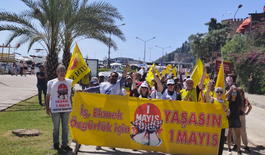 ALANYA’DA 1 MAYIS YÜRÜYÜŞÜ: MEYDANLARDAN YÜKSELEN TEK SES “BİRLİK!”