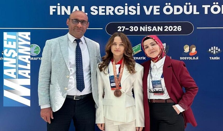 Alanya’dan Türkiye’ye Bilim Dersi! Final Akademi Zirvede