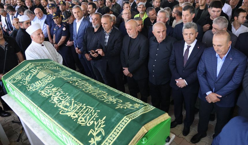 Çavuşoğlu Ailesinin Acı Günü: Aydın Çavuşoğlu Son Yolculuğuna Uğurlandı