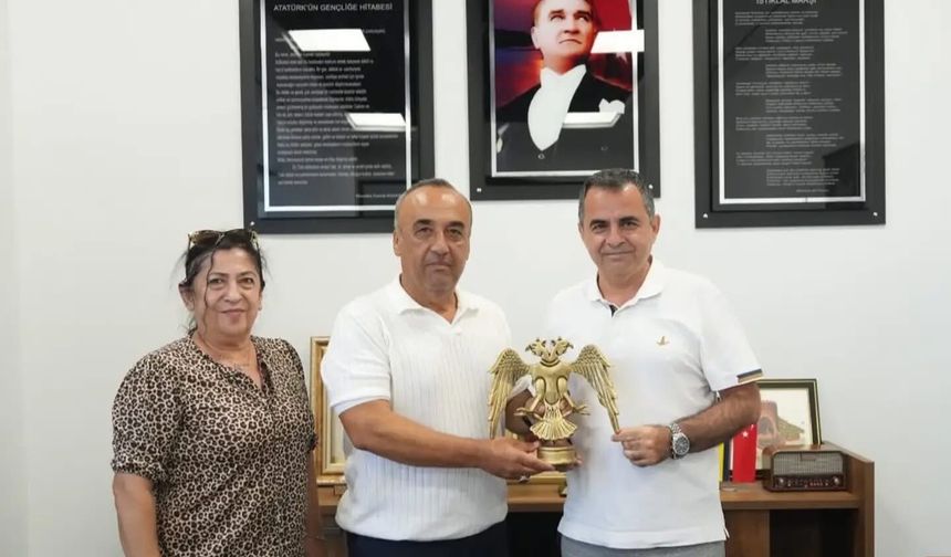Bir Gün Arayla İkinci Siyasi Ziyaret. Siyasi Rekabet Dışarıda, Alanya İçeride