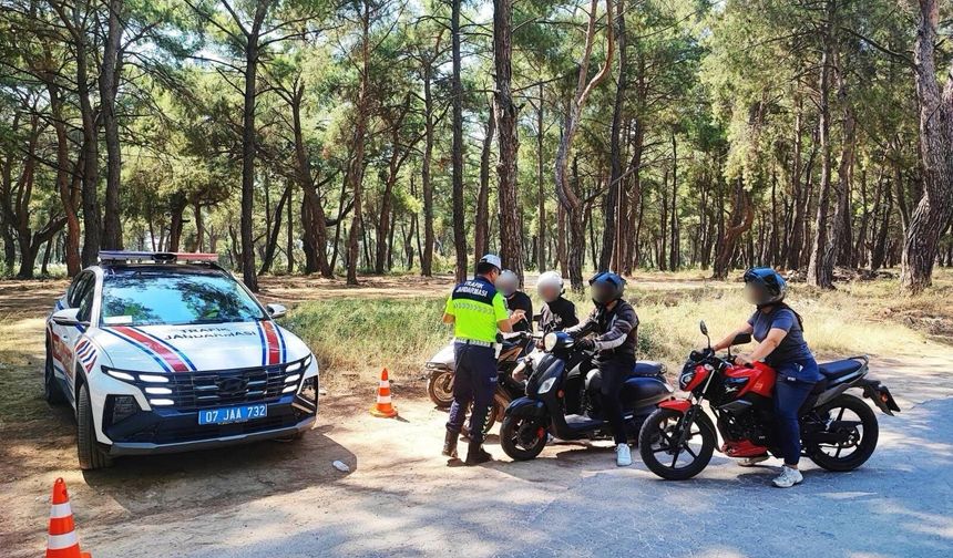 Jandarmadan motosiklet sürücülerine ŞOK uygulama