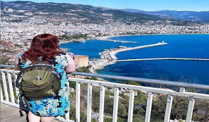 İngilizler Son Dakikada Tatile Çıkıyor: Antalya ve Alanya Yine Gözde