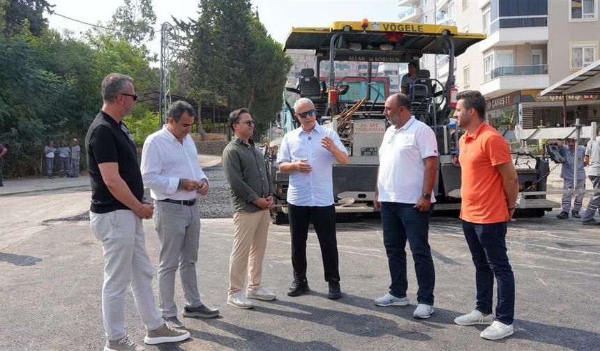 KESTEL'DE ASFALT 9 GÜN ÖNCEDEN TAMAMLANDI EN ANLAMLI TEŞEKKÜR İŞ MAKİNESİNİN ÜZERİNE BIRAKILDI