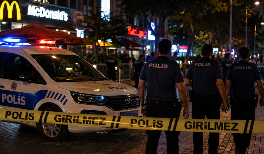 Alanya     McDonald’s Yakınında Dehşet: Tartışma Bıçaklı Kavgaya Dönüştü