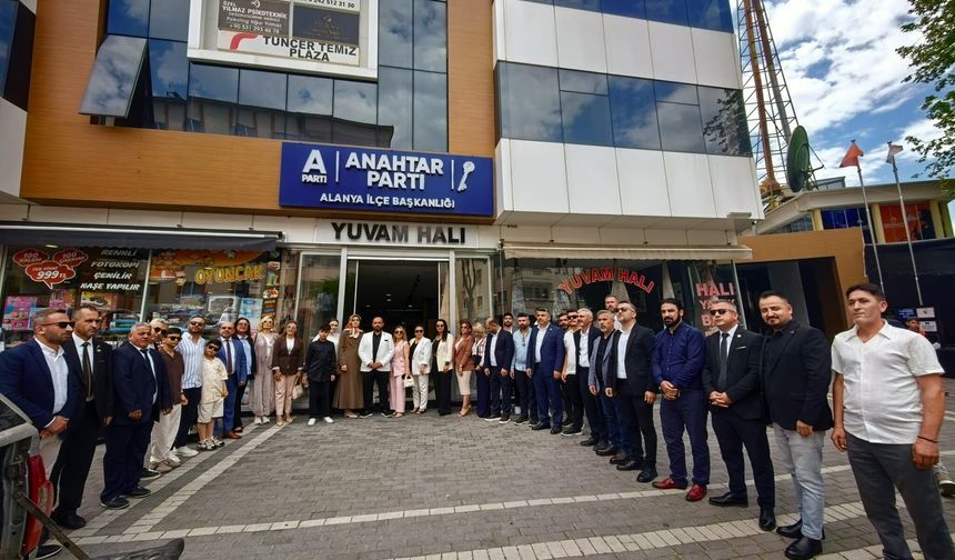 "Bizi O Oyunlara Alet Etmeyin!" Anahtar Parti’den ALTSO Kulislere Sert Rest