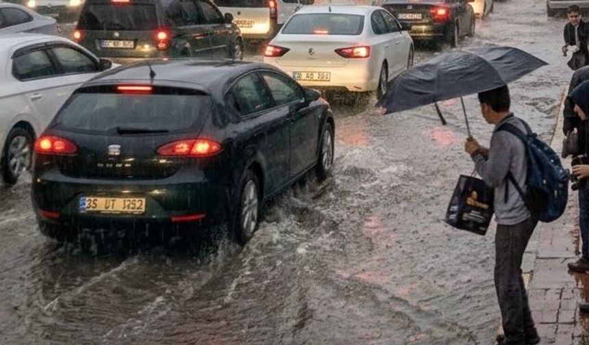 ALANYA’DA YAĞMUR VE RÜZGÂR HAYATI FELÇ ETTİ