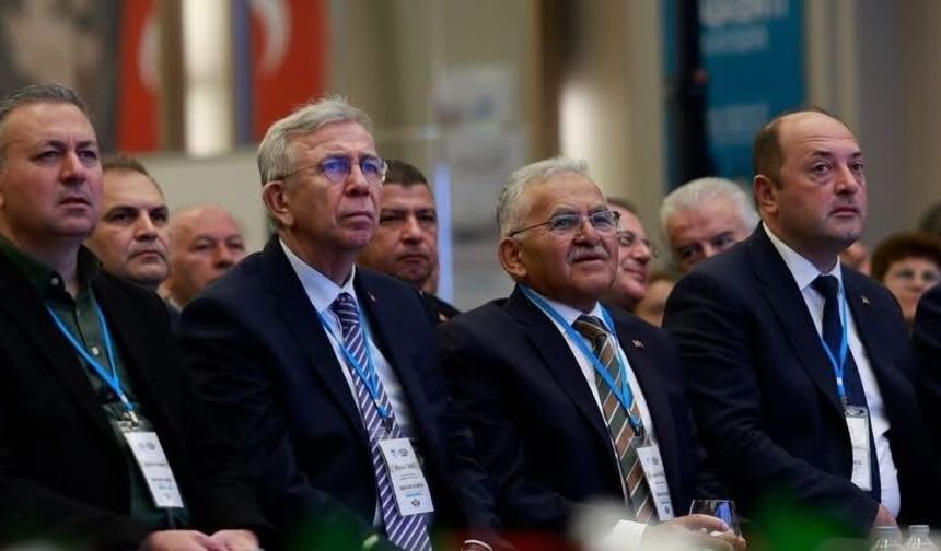 Mansur Yavaş CHP'den İstifa Etti: "Yoluma Bağımsız Devam Edeceğim