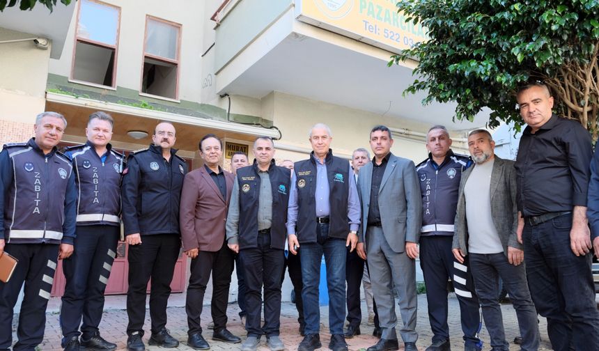 ÖZÇELİK’TEN PAZARCILARA ETİKET, SAAT VE TEMİZLİK UYARISI!