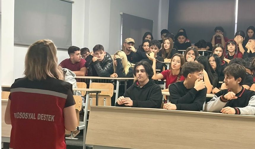 Alanya’da Dijital Güvenlik ve Sosyal Medya Seminerleri Düzenlendi