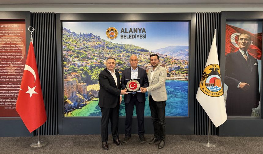 Hizmet-İş Sendikası’ndan Başkan Özçelik'e teşekkür