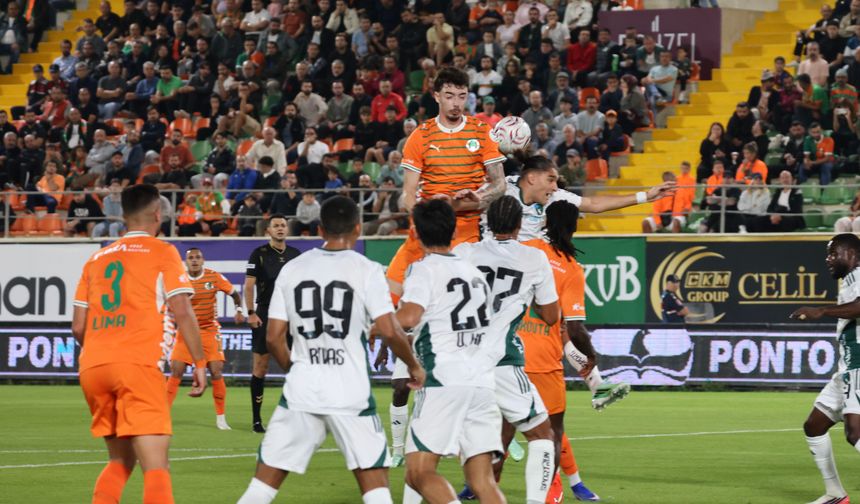 Alanyaspor Evinde Kocaelispor'a Boyun Eğdi