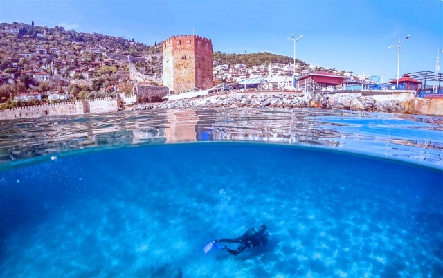 Alanya'da deniz dibi temizliği