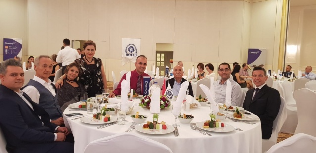 Geceye, Alanya Turistik İşletmeciler Derneği ( ALTİD ) İkinci Başkanı Hızır Bozdoğan, Alanya Kent Konseyi Başkanı Nurhan Özcan, Alaiye Hotels  genel müdürü Selim Soylu, Alanya ticaret ve sanayi odası basın, halkla ilişkiler şube müdürü ve Alanya gazeteciler cemiyeti genel sekreteri Necati Şatana, Alanya Yiyecek İçecek Derneği (AYİYDER) başkanı Mehmet Erat, Akdeniz Profesyonel Aşçılar Birliği başkanı Şinasi Karanlıkoğlu, Anadolu Teknik Yöneticiler ve Çalışanlar Derneği ( ATYD) başkanı Eren Kötenci, Ayfon Özgül termal otel işletme müdürü Neriman Sarı, sektörde faaliyet gösteren firmaların temsilcileri, Hoted’in en büyük destekçilerinden gecenin ana sponsoru DİVERSEY Kimya’nın bölge yöneticileri, Yiğithan Erkut, Yasin Karsan, Alper Demirörs, Evren Selvi  ve Hoted üyelerinin yanısıra birçok seçkin davetli katıldı.