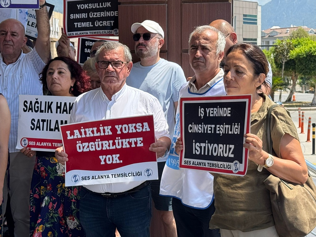 Gyo Z X U Y Xk A A T Pxa