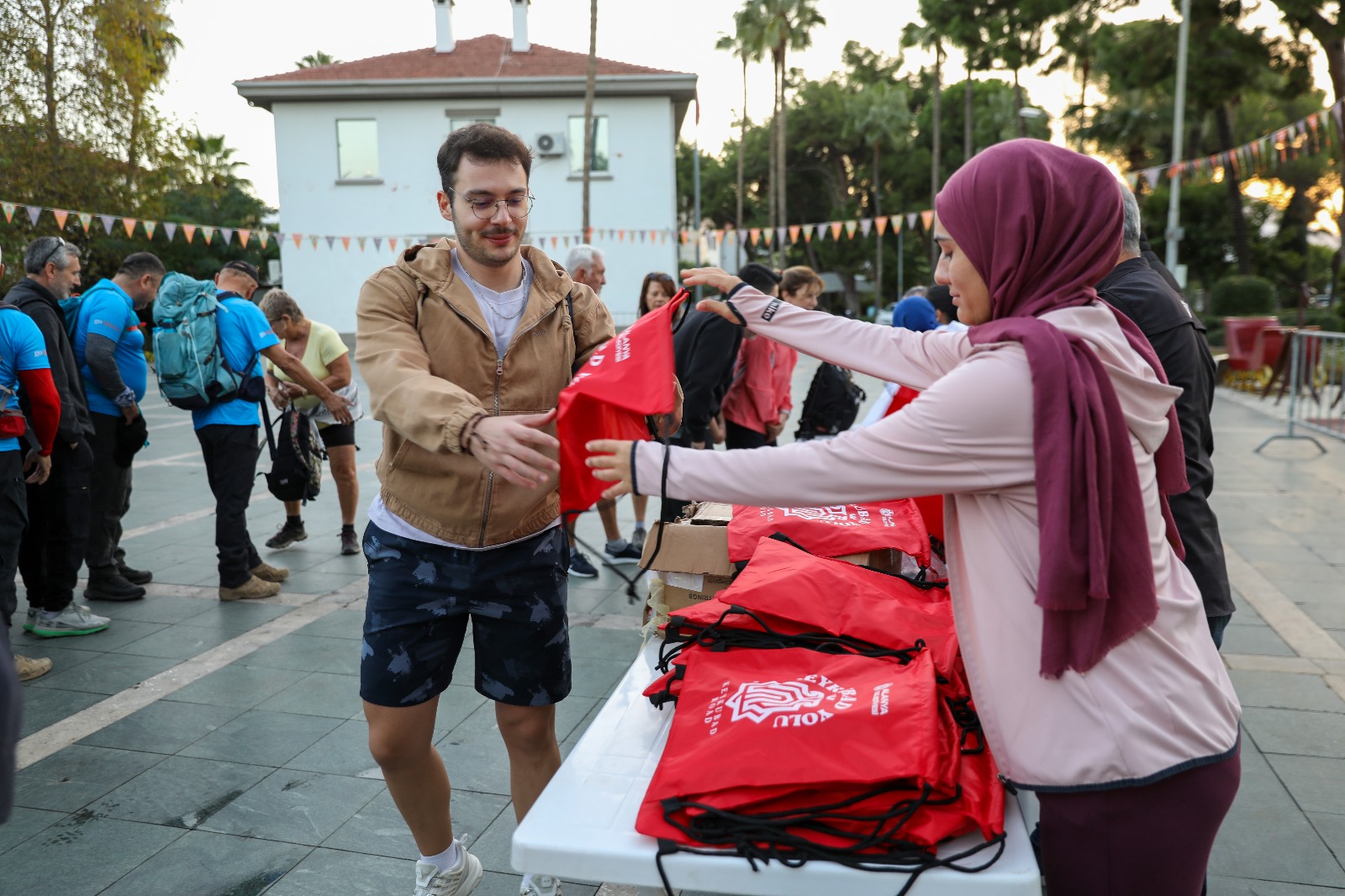 5E8C142D Ec5C 437E Ac25 7A2624006766