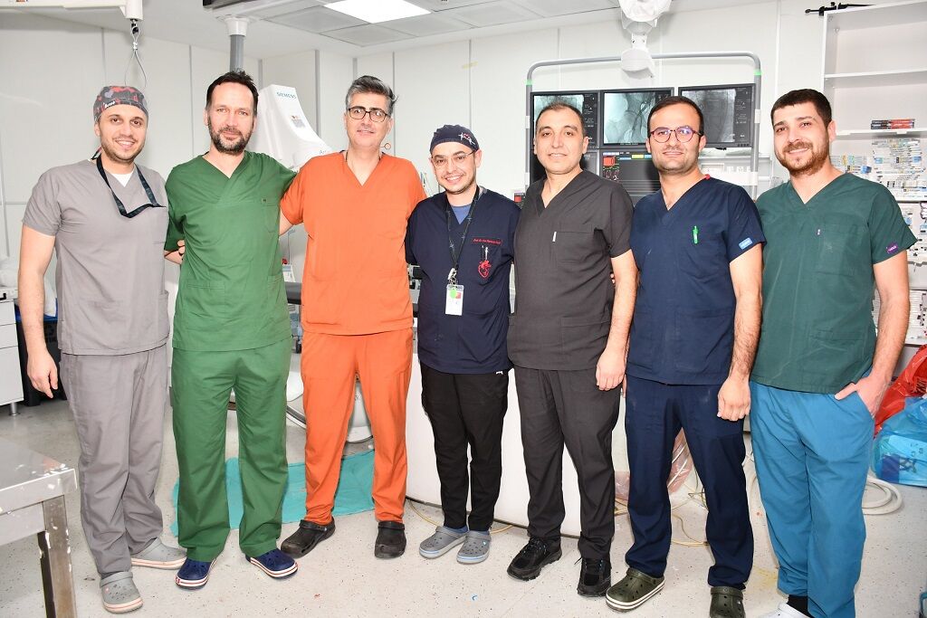 A69030F4 48Eb 4Dc2 B281 Cd02Dcae44Fa